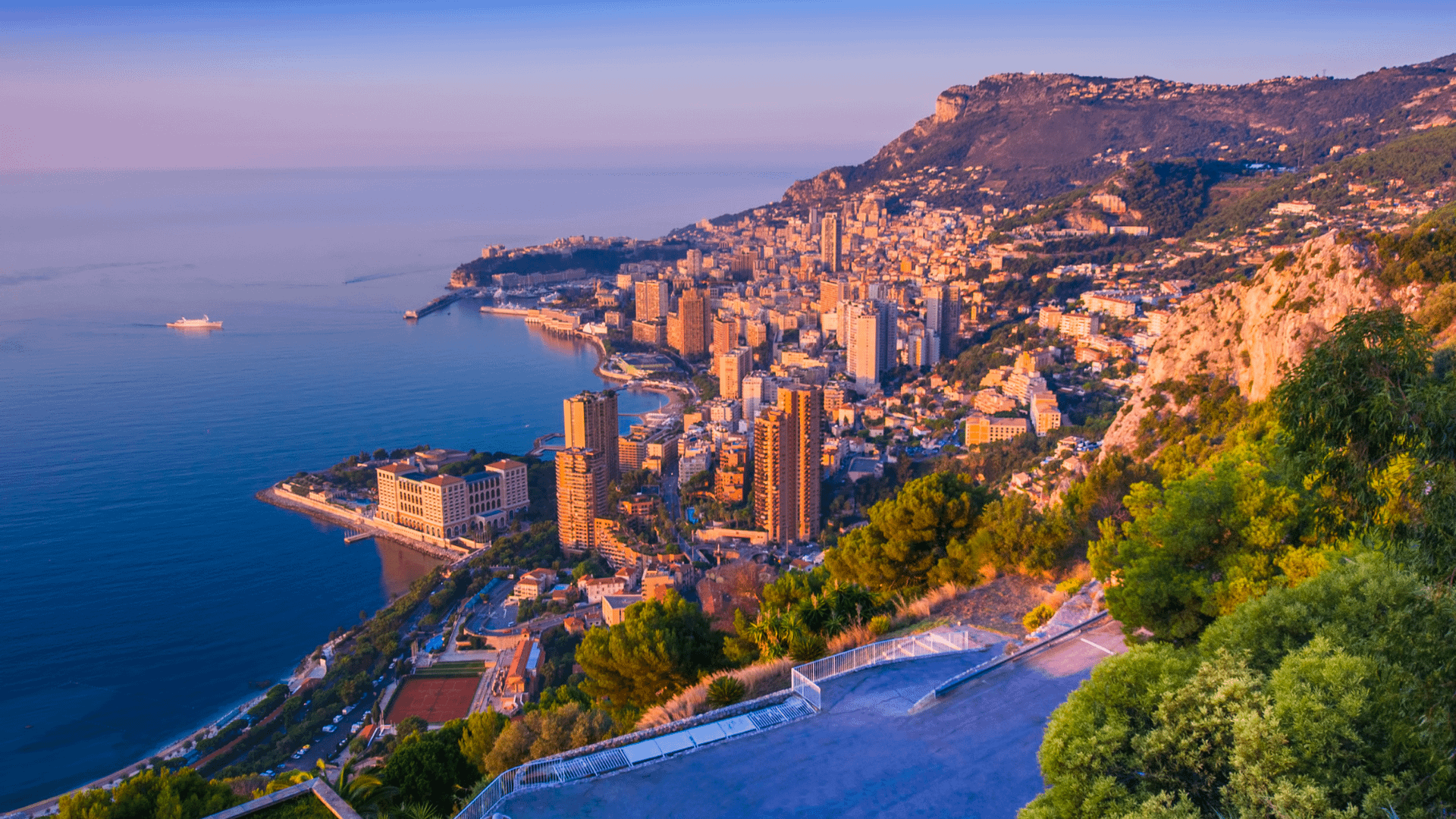 vue plongeante sur la ville de monacop